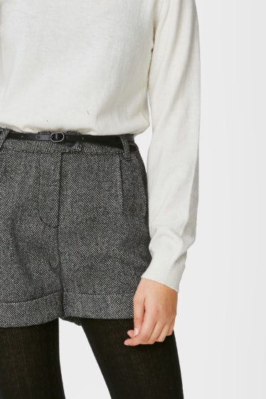 Kinder - Set - Pullover, Shorts mit Gürtel und Strumpfhose - 4 teilig - schwarz / weiß