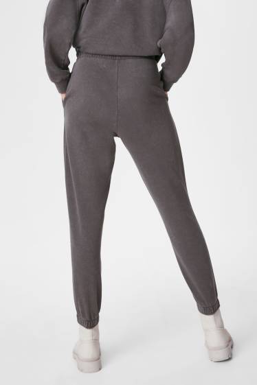 Teens & young adults - CLOCKHOUSE - joggers - gray