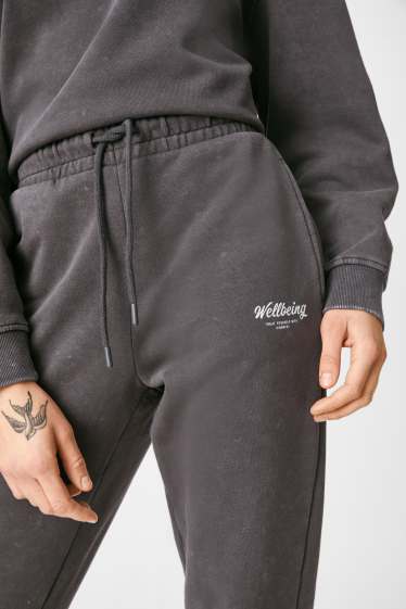 Teens & young adults - CLOCKHOUSE - joggers - gray