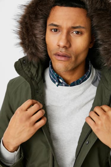 Uomo - Parka con cappuccio e inserto in ecopelliccia - verde scuro