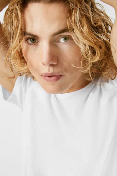 Men - CLOCKHOUSE - T-shirt - white