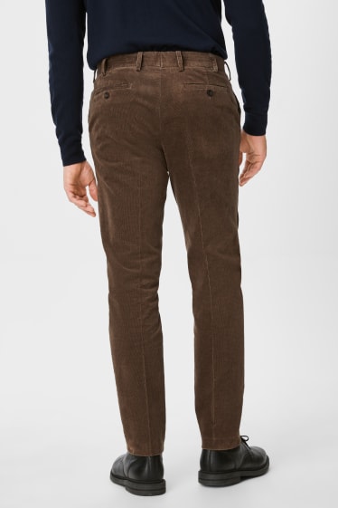 Bărbați - Pantaloni din catifea reiată - regular fit - maro