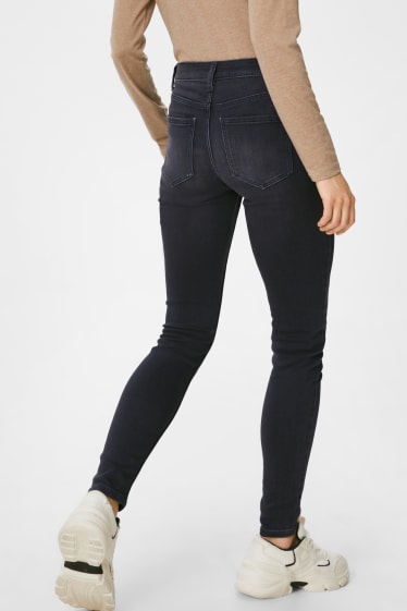 Kobiety - Skinny jeans - jog denim - czarny