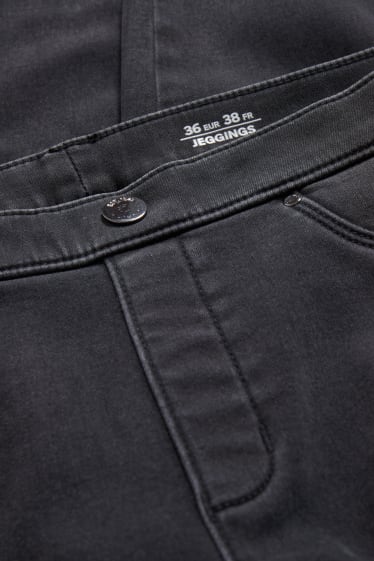 Dámské - Jegging jeans - termo džegíny - push-up efekt - džíny - šedé
