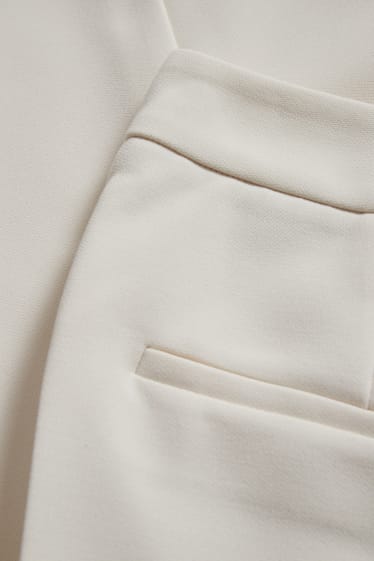 Donna - Pantaloni business - tailored fit - da materiali riciclati - bianco crema
