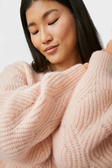 Femei - Cardigan tricotat - corai