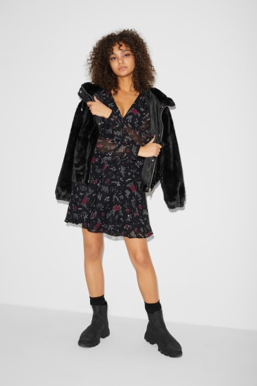 Women - CLOCKHOUSE - chiffon dress - floral - black