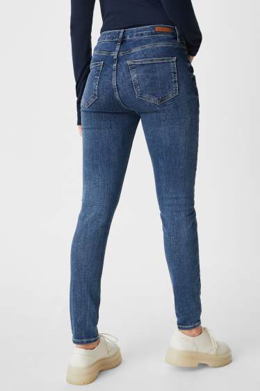 Women - Premium skinny jeans - blue denim