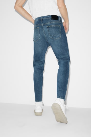 Men - CLOCKHOUSE - carrot jeans - blue denim