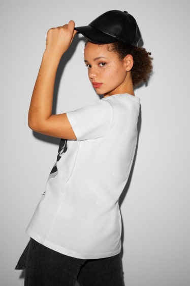 Donna - CLOCKHOUSE - t-shirt - Aaliyah - bianco