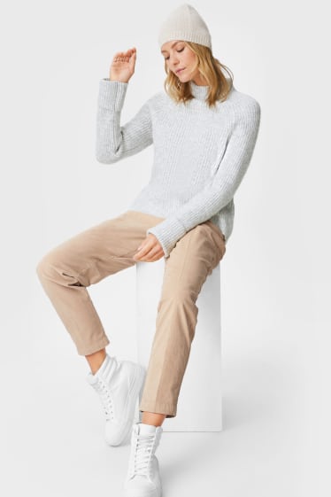 Femmes - Pantalon en velours - jambes fuselées - beige