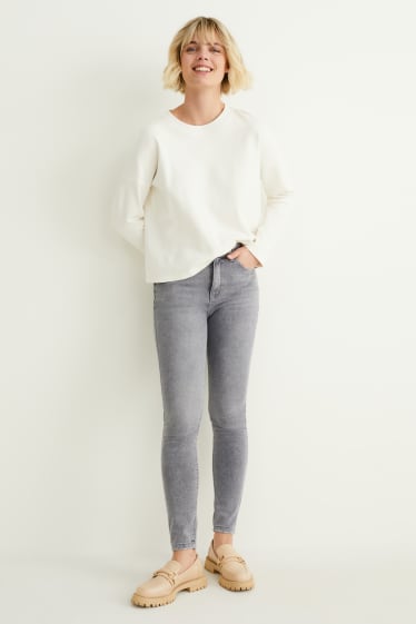 Women - Skinny jeans - high waist  - denim-light gray