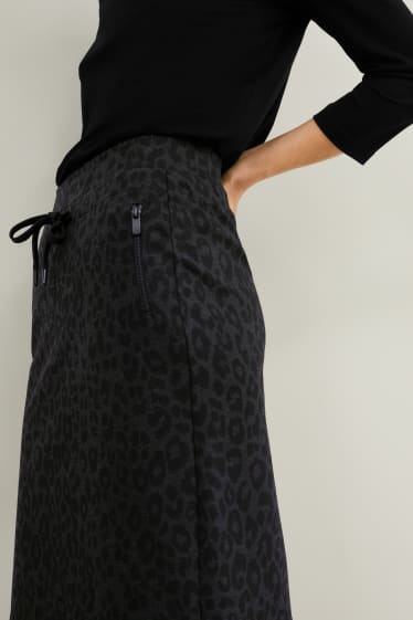 Women - Skirt - black