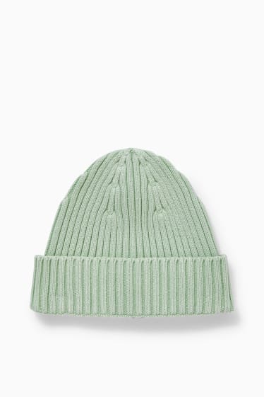 Pletená čepice - mátově zelená