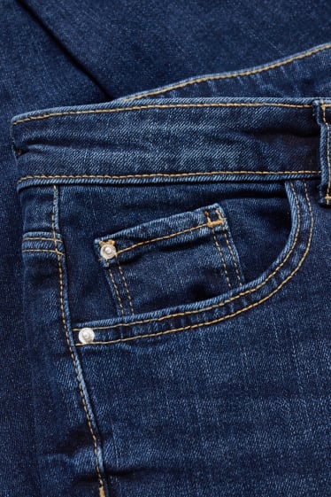 Kobiety - Slim jeans - śrendi stan - dżins-niebieski