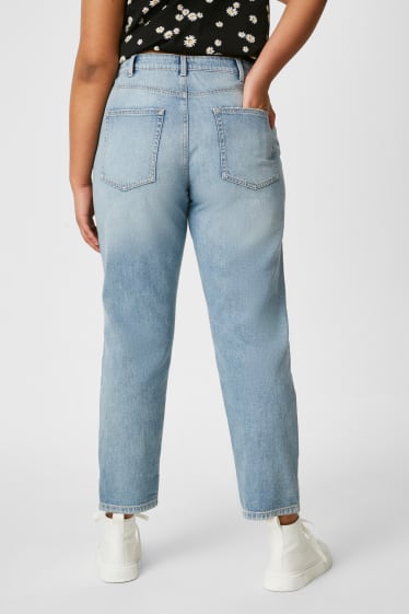 Teens & young adults - CLOCKHOUSE - boyfriend jeans - mid waist - denim-light blue