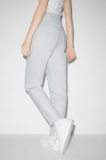 Dames - CLOCKHOUSE - tapered jeans - lichtblauw