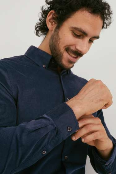 Bărbați - Cămașă din catifea reiată - slim fit - guler cu nasturi - Flex - albastru închis
