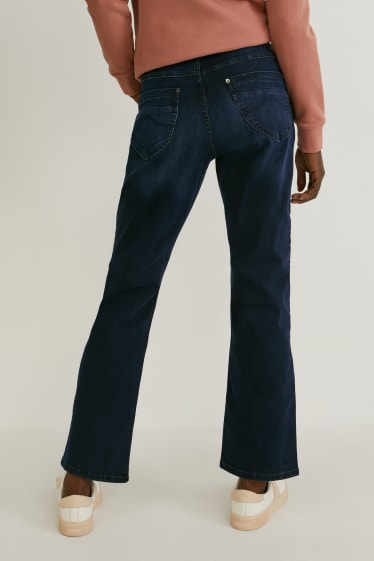 Women - MUSTANG - straight jeans - high waist - Sissy - blue denim