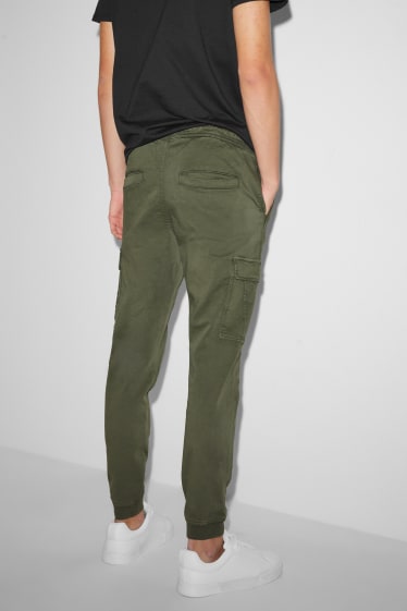 Hombre - Pantalón cargo - slim fit - verde