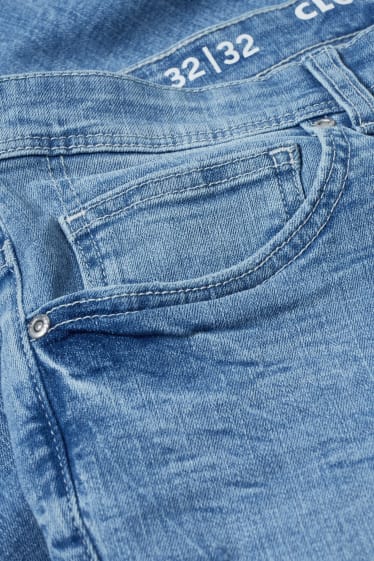 Mężczyźni - CLOCKHOUSE - skinny jeans  - dżins-jasnoniebieski