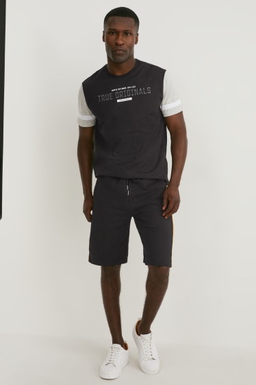 Herren - Set - T-Shirt und Sweatshorts - 2 teilig - schwarz