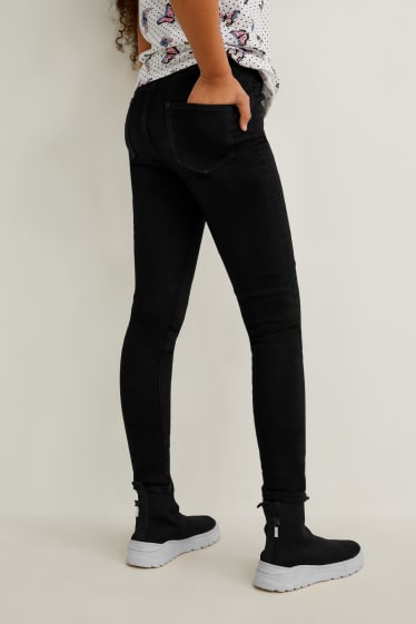 Kinder Mädchen - Jegging Jeans - schwarz