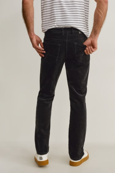 Mężczyźni - Spodnie sztruksowe - Regular Fit - czarny