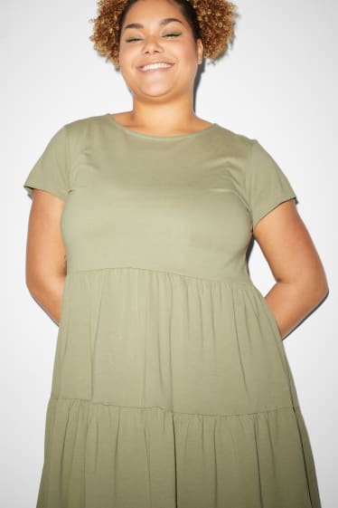 Jóvenes - CLOCKHOUSE - vestido estilo camiseta - verde