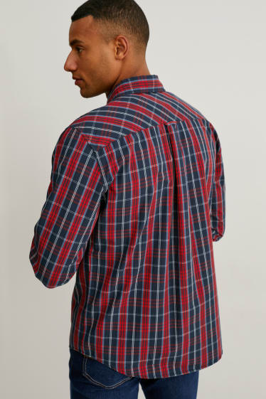 Heren - MUSTANG - overhemd - regular fit - button down - geruit - rood / blauw