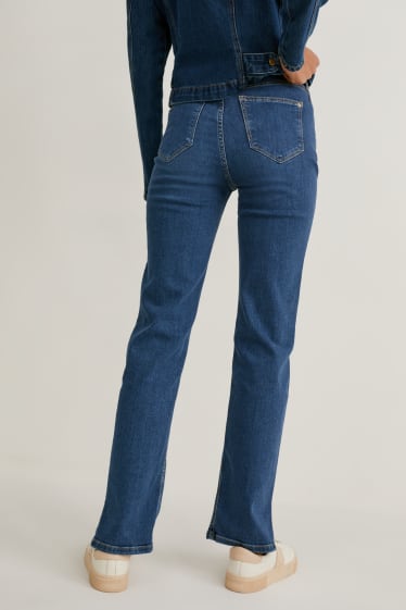 Femmes - Jean de coupe droite - high waist - jean bleu