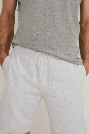 Herren - Sweatshorts  - weiss-melange