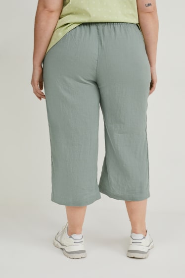 Women - Linen culottes - mint green