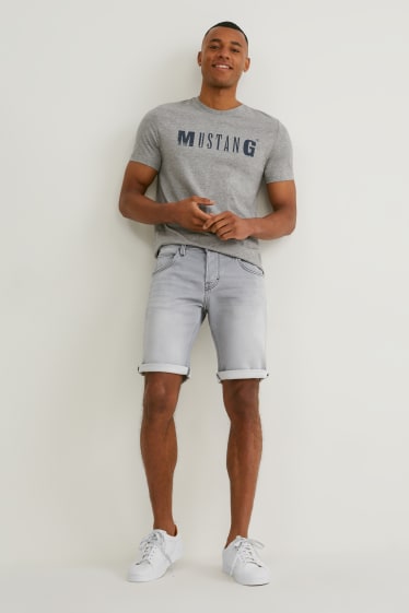 Men - MUSTANG - denim shorts - mid waist - Chicago - denim-light gray