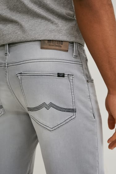Men - MUSTANG - denim shorts - mid waist - Chicago - denim-light gray
