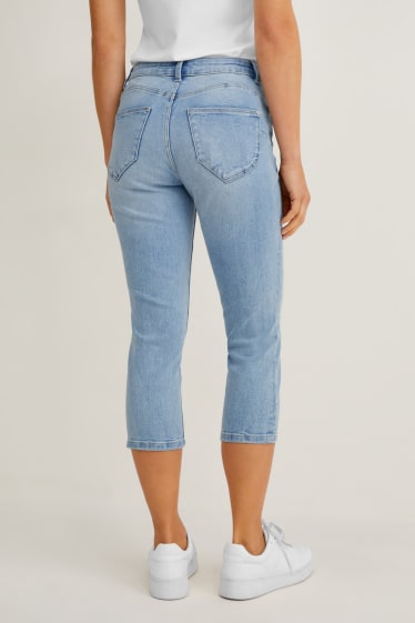 Dames - Capri jeans - high waist - push-up effect - LYCRA® - jeanslichtblauw