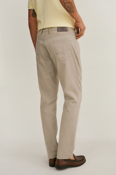 Hombre - Pantalón con cinturón - regular fit - LYCRA® - marrón claro