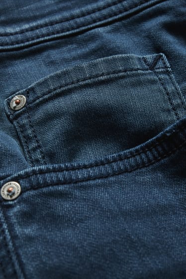 Men - CLOCKHOUSE - denim shorts - LYCRA® - dark blue