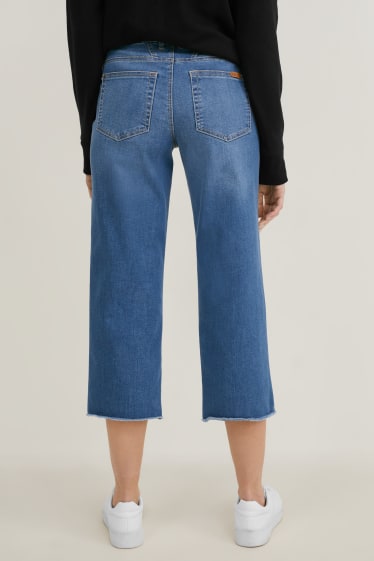 Women - Wide leg jeans - mid-rise waist - blue denim