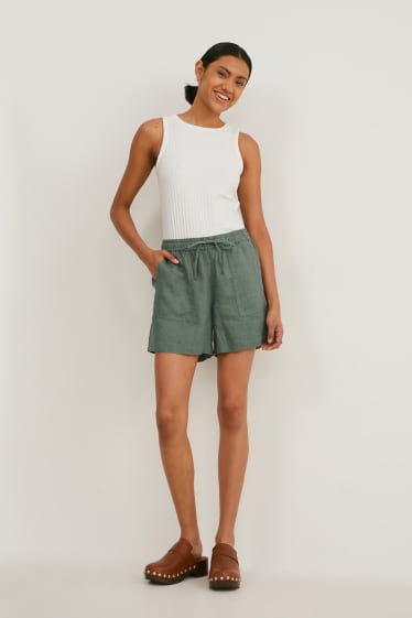 Women - Linen shorts - dark green