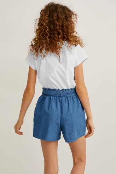 Kinder Mädchen - Set - Kurzarmshirt und Shorts - 2 teilig - weiß