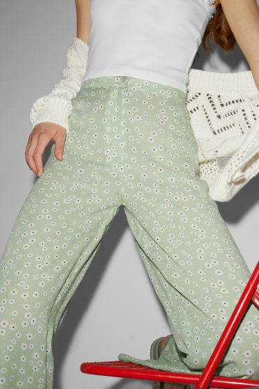 Ados & jeunes adultes - CLOCKHOUSE - pantalon en tissu - high waist - wide leg - à fleurs - vert clair