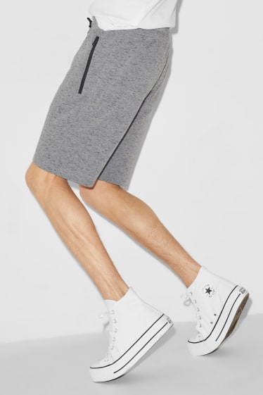 Hombre - CLOCKHOUSE - shorts de tejido tipo sudadera - gris jaspeado