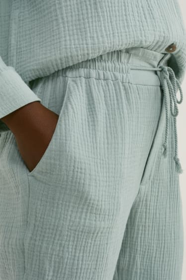 Femmes - Pantalon de toile - high waist - coupe fuselée - vert clair