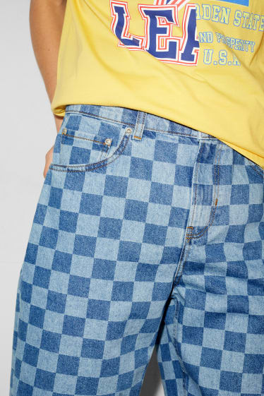 Hommes - CLOCKHOUSE - short en jean - à carreaux - jean bleu