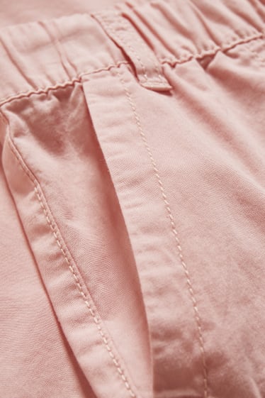 Damen - Shorts - Mid Waist - rosa
