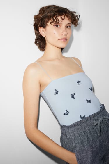 Teens & young adults - CLOCKHOUSE - cropped top - light blue