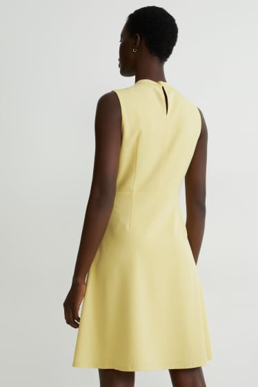 Donna - Vestito business - giallo chiaro