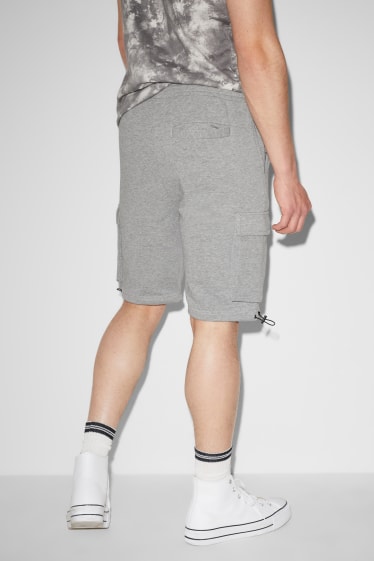 Men - CLOCKHOUSE - cargo sweat shorts - gray-melange