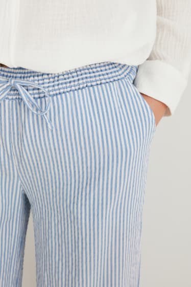 Dames - Pantalon - mid waist - wide leg - gestreept - wit / lichtblauw